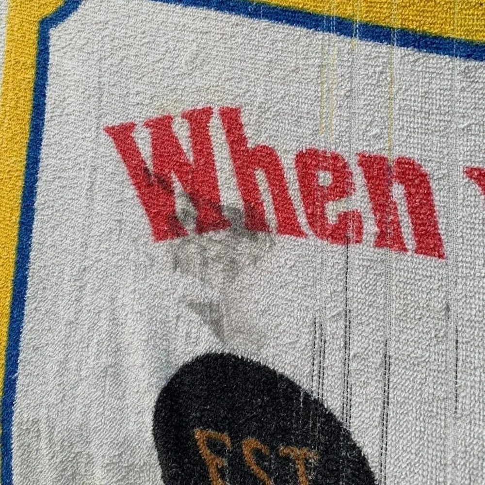 Vintage‎ Pabst Blue Ribbon Beach Towel When You Lift One Weightlifter Rare